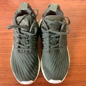 RARE Adidas NMD R2 Military Green Womens Shoes 7